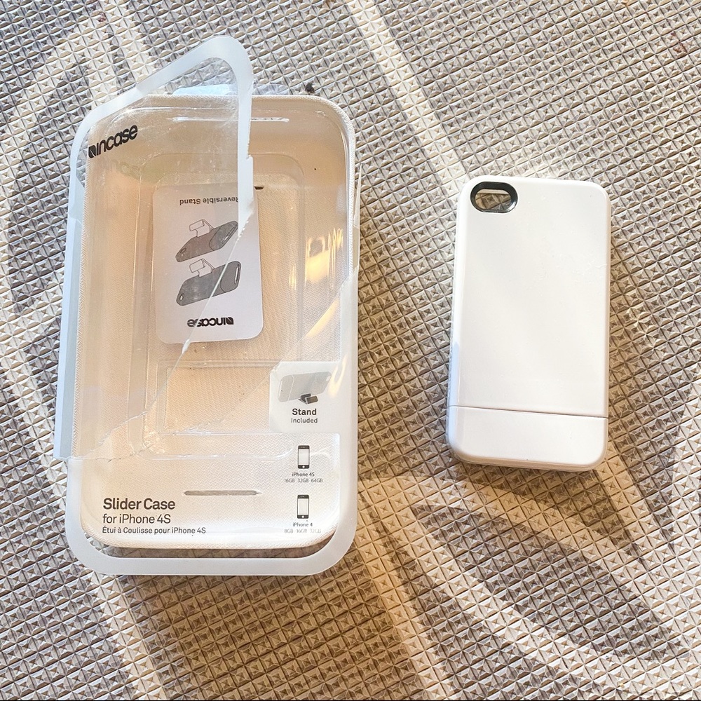 Incase iPhone 4s phone cover